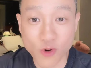 杨威晒儿子在香港上学生活费 每个月3500块规划的明明白白！