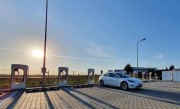 交通运输部：高速公路服务区充电桩覆盖率已达98.4%!
