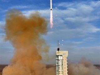 中国长征系列火箭第599次发射！长二丁的第101次！