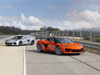 史上最强！科尔维特ZR1X超跑发布：V8+电机 零百加速2秒内！