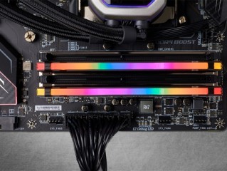 价格比DDR5还贵 三星等大厂已无法回头：DDR4内存还得涨价至少2年！