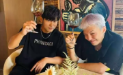 周杰伦晒与权志龙喝酒合照 业内人士爆料两人已悄悄密谋合唱曲！