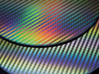 美国参议院通过新法案：NVIDIA、AMD等AI芯片必须优先卖给美企！