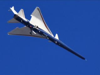 美国完成X-59静音超音速飞机首飞:设计巡航速度1.4马赫!